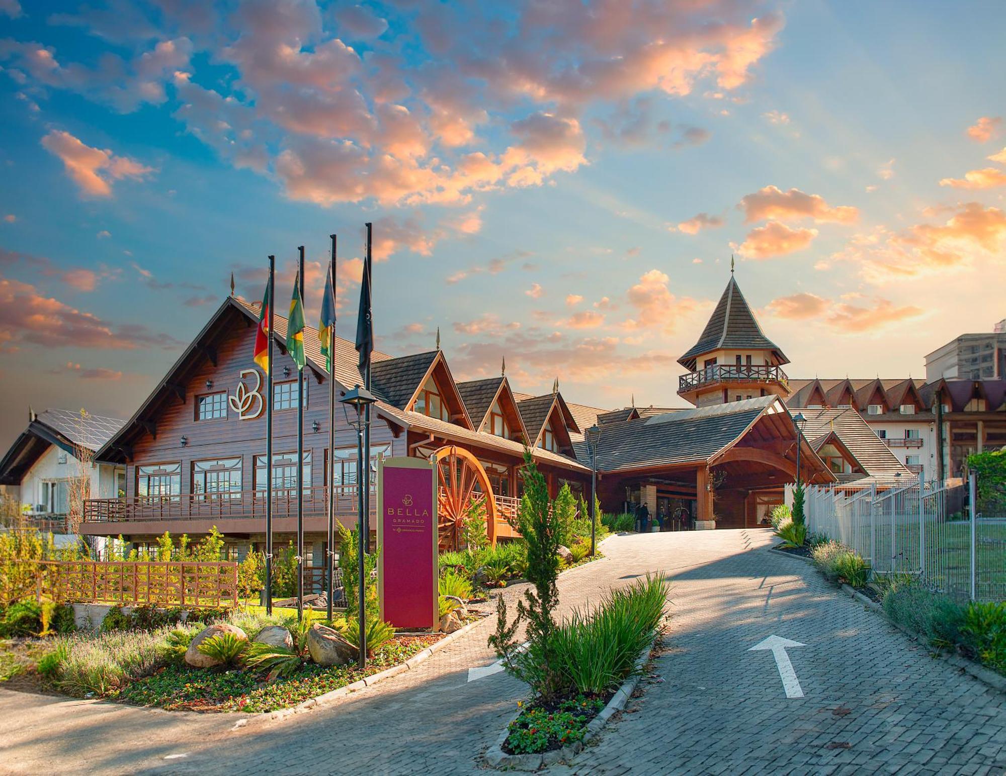 Hotel Bella & By Parks 4*
